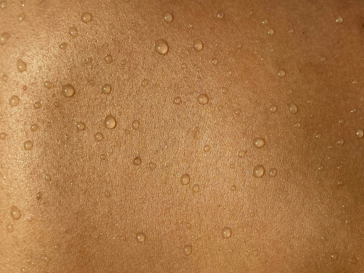 How to choose clothing for sensitive skin?
